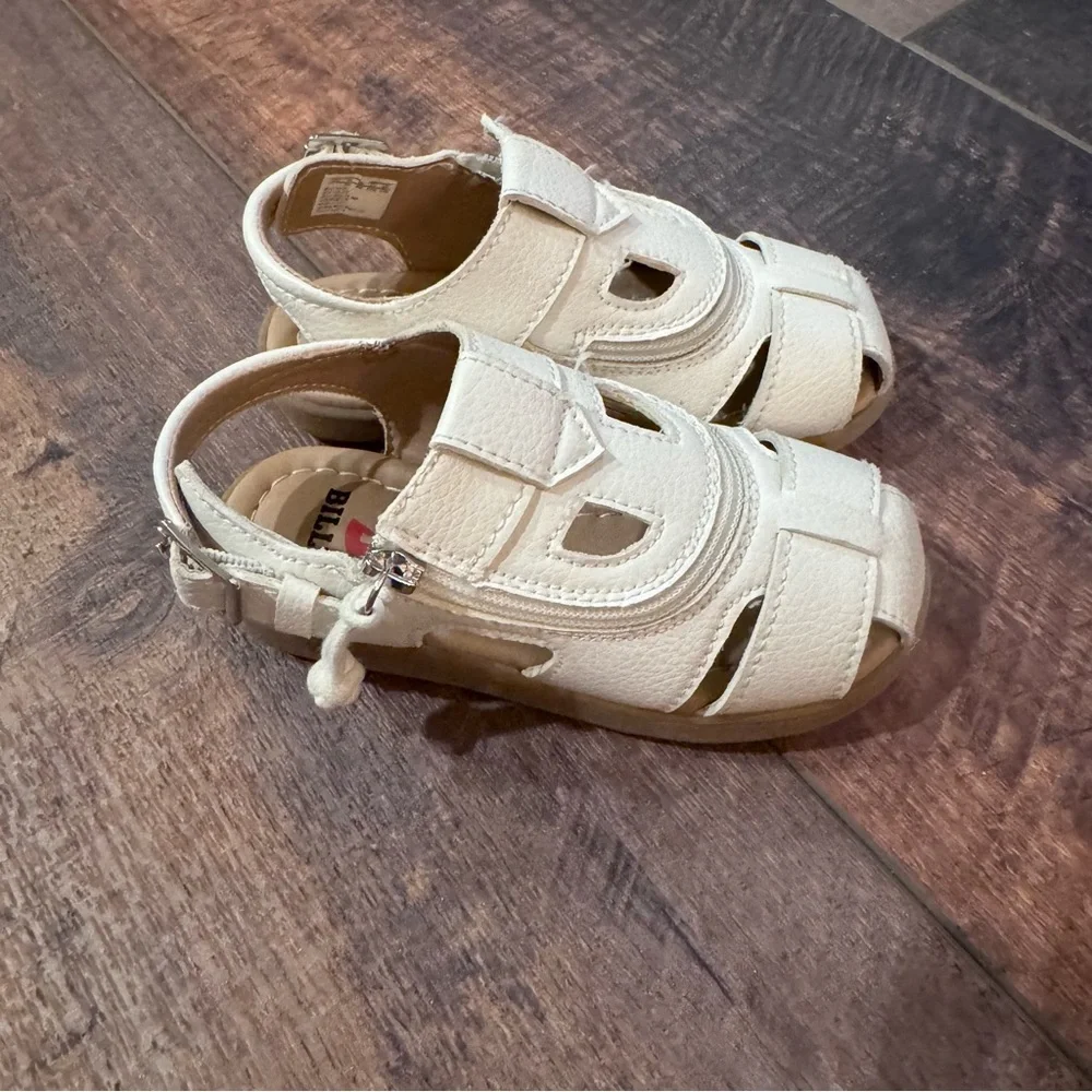 🤍👣 Billy Footwear White Sandals – Toddler 9M 👣🤍